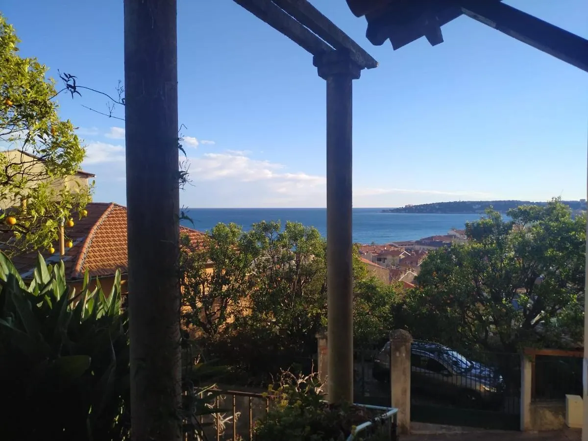 Maison Trucchi Menton 0*,  Francie